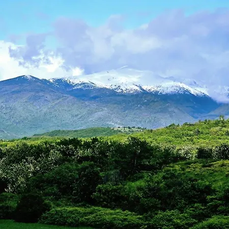 Pirin Golf Villa *