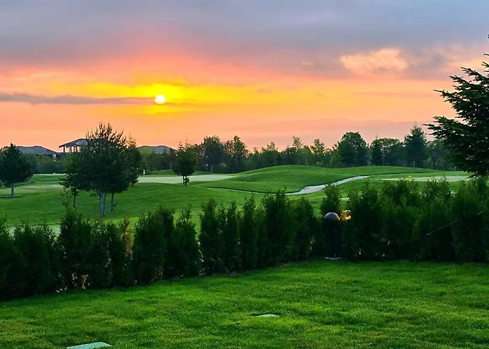 Pirin Golf Вілла Бансько